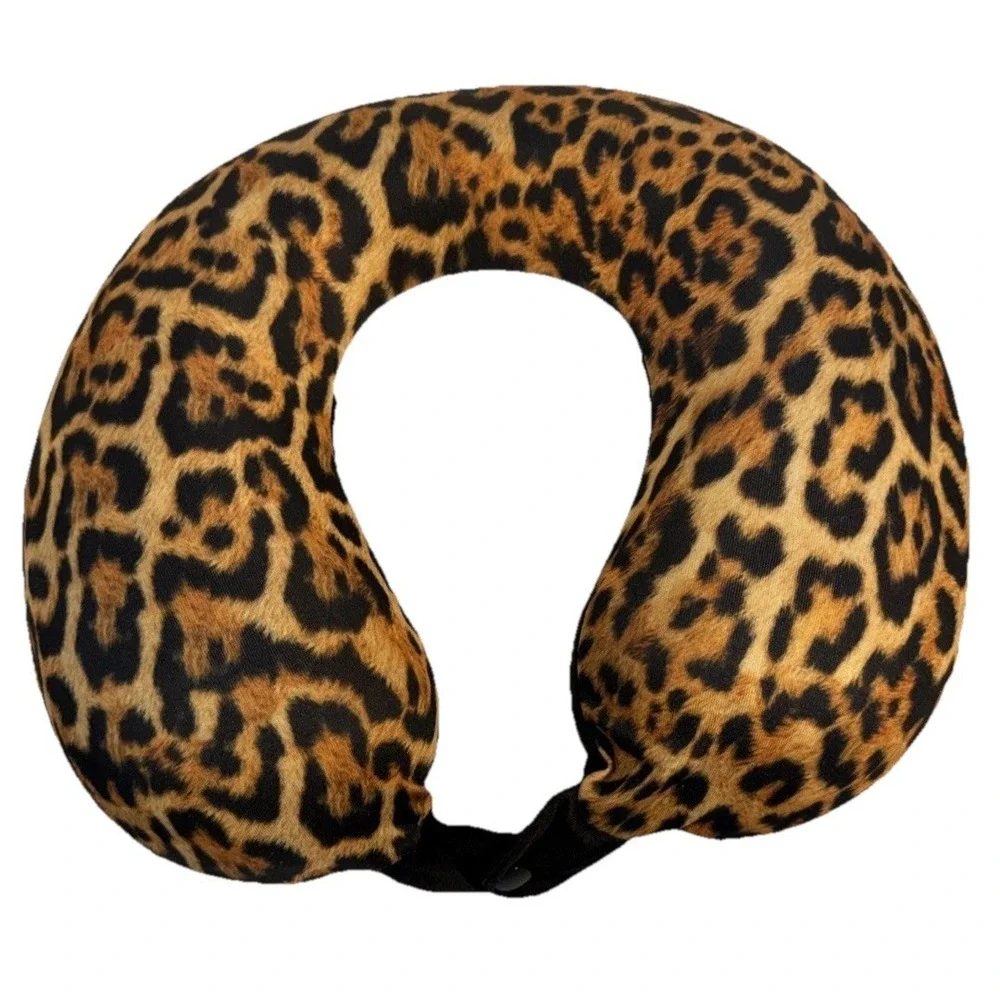 Steve Madden Travel Neck Pillow Leopard Cheetah Print Removable Cover